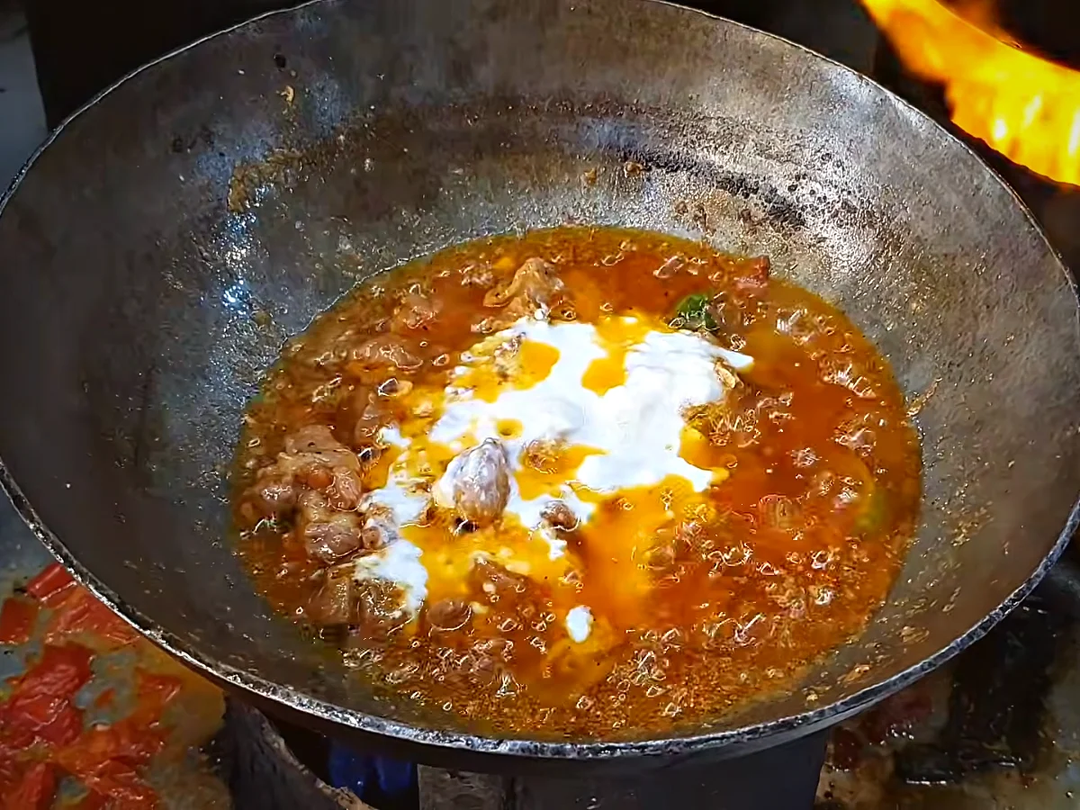 Yogurt added to mutton handi
