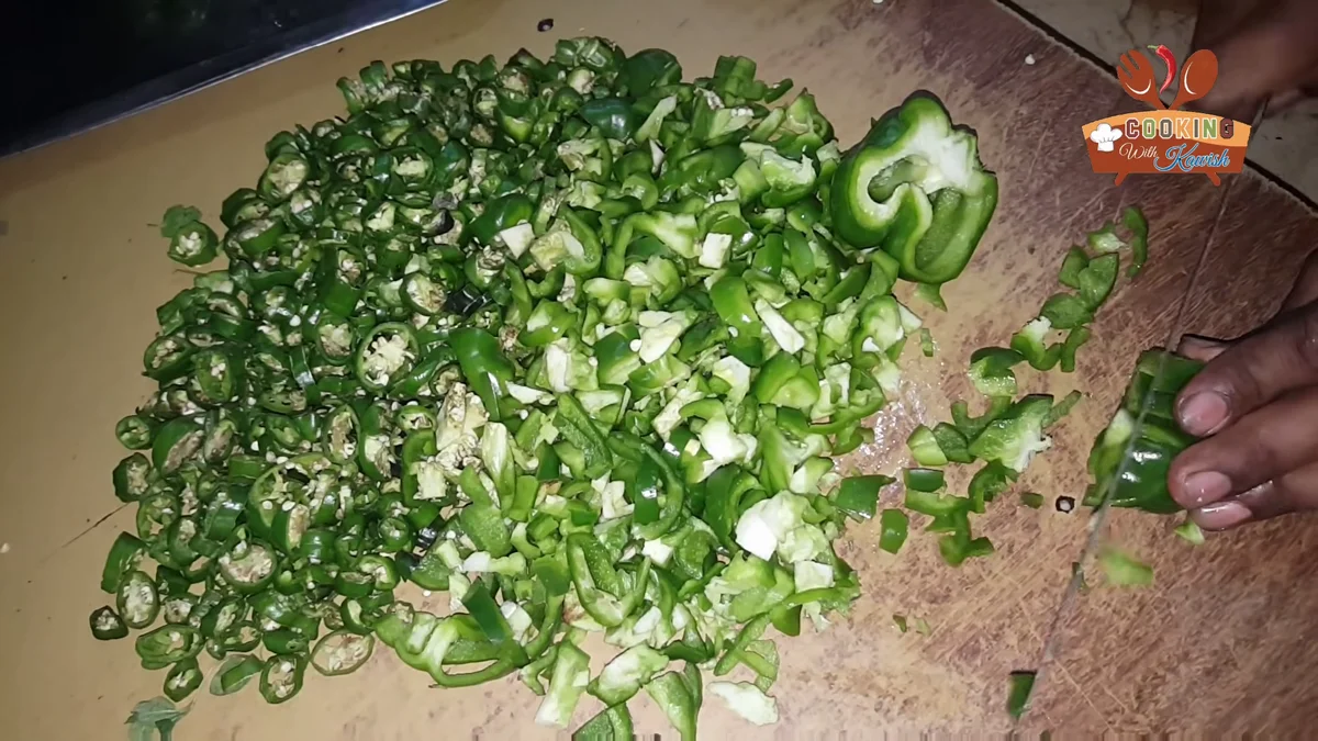 Chopped green chillies and capsicum