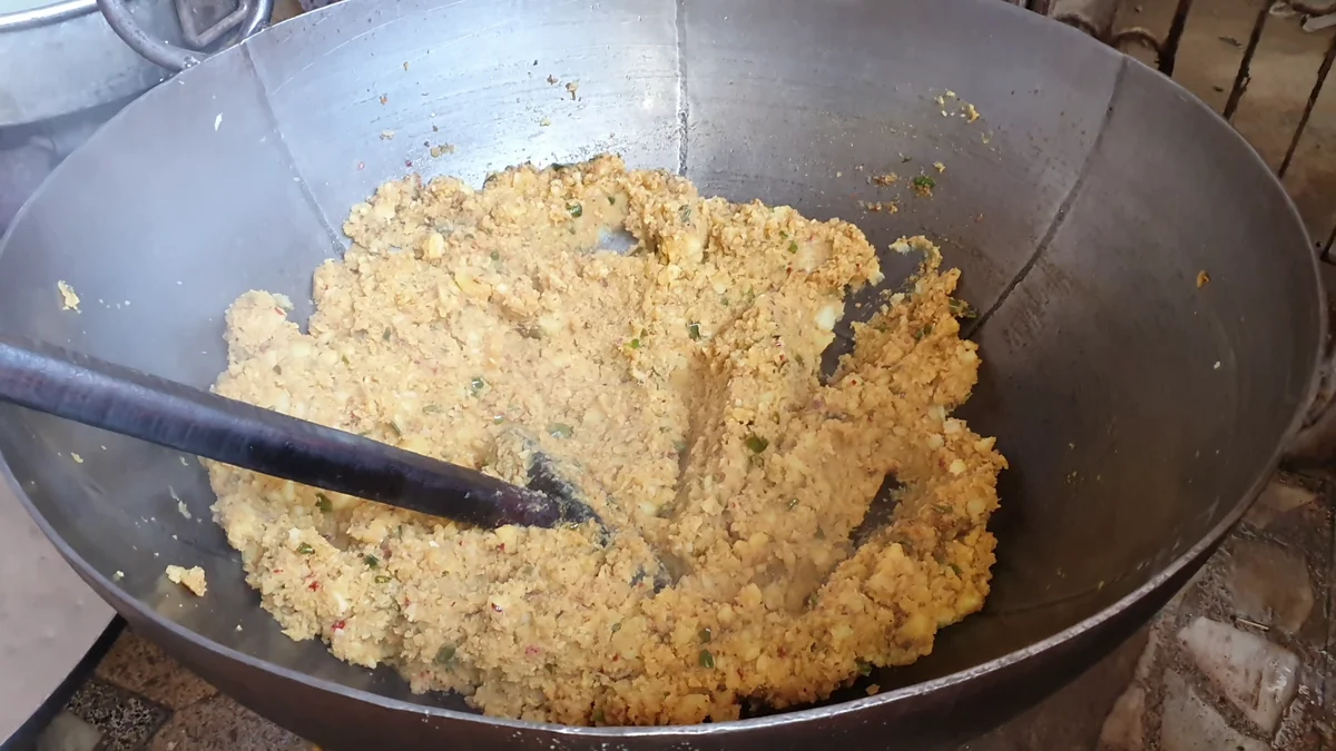 Mashed potato filling with the spices