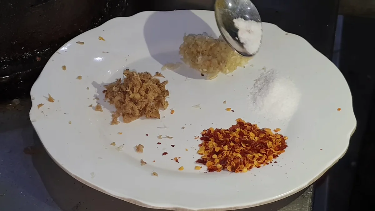 Plate of spices for the Lahori chicken karahi