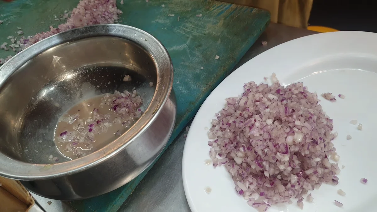 Finely chopped onions squeezed dry for chapli kabab