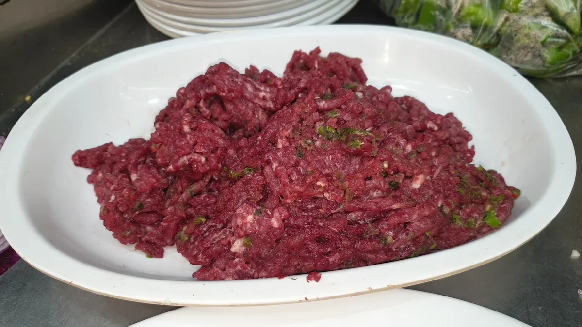 Coarse leg mince for Peshawari chapli kabab